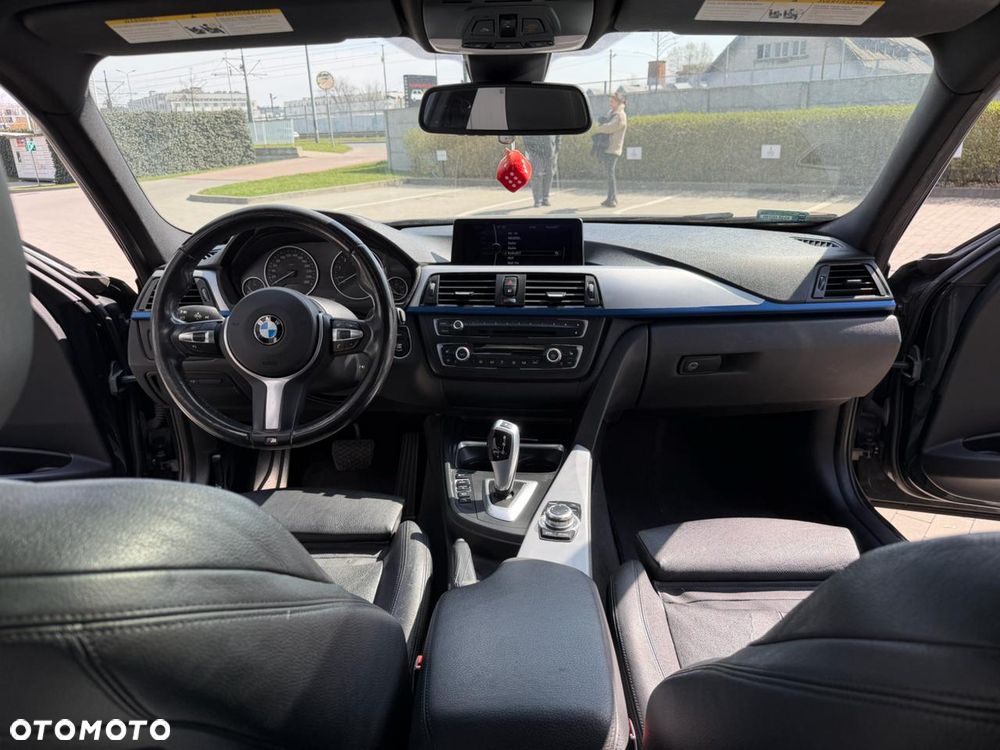 BMW Seria 3 328i xDrive - 18
