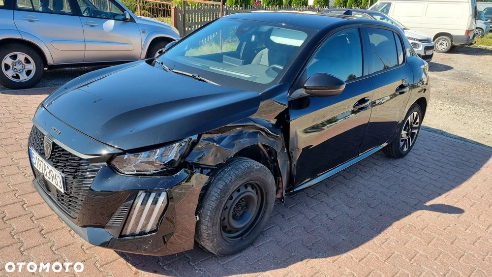 Peugeot 208 Benzin 100 Allure - 18