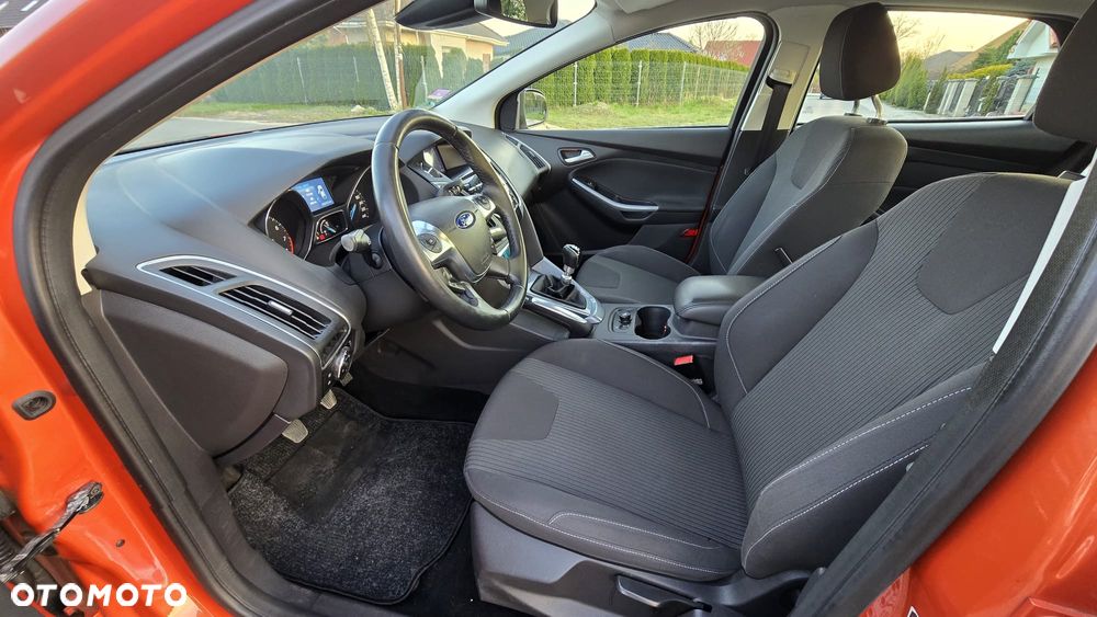 Ford Focus 1.6 EcoBoost Titanium - 9