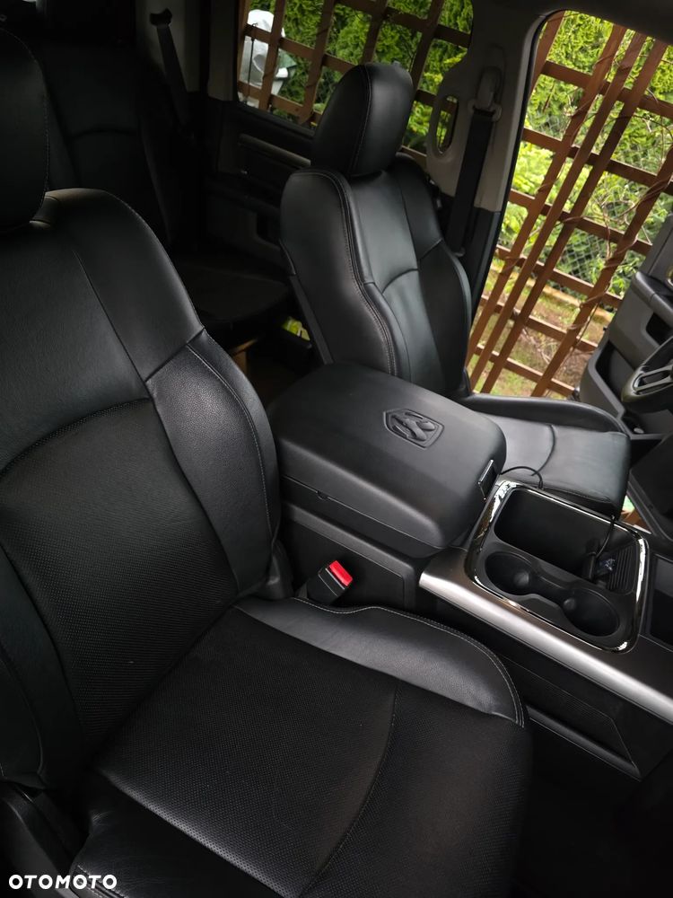 RAM 1500 Crew Cab Sport - 23