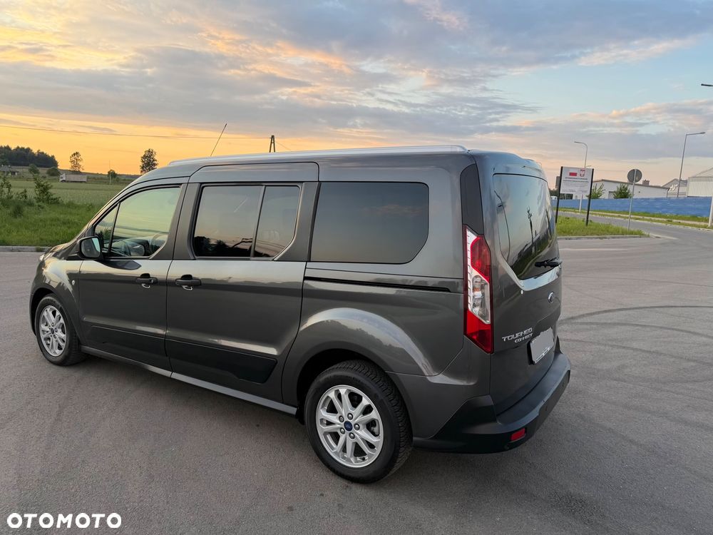 Ford Tourneo Connect Grand - 30