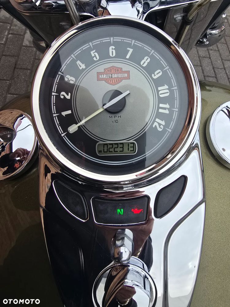 Harley-Davidson Softail Heritage Classic - 34