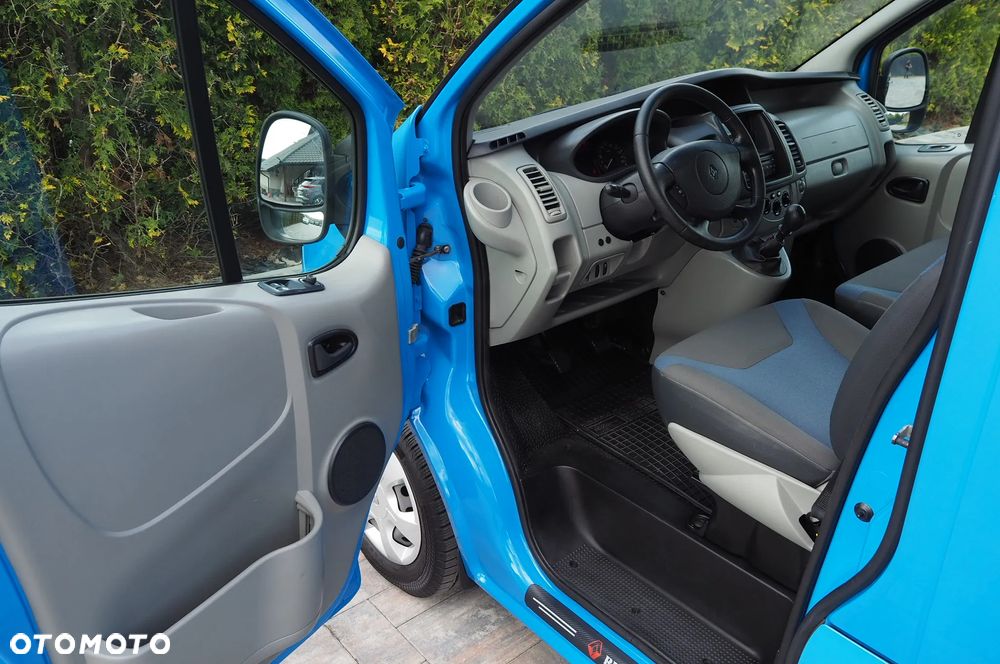 Renault TRAFIC - 23