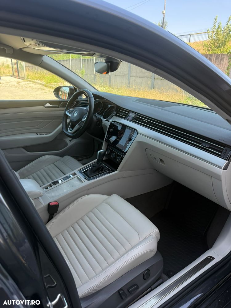 Volkswagen Passat 2.0 TDI DSG R Executive - 3