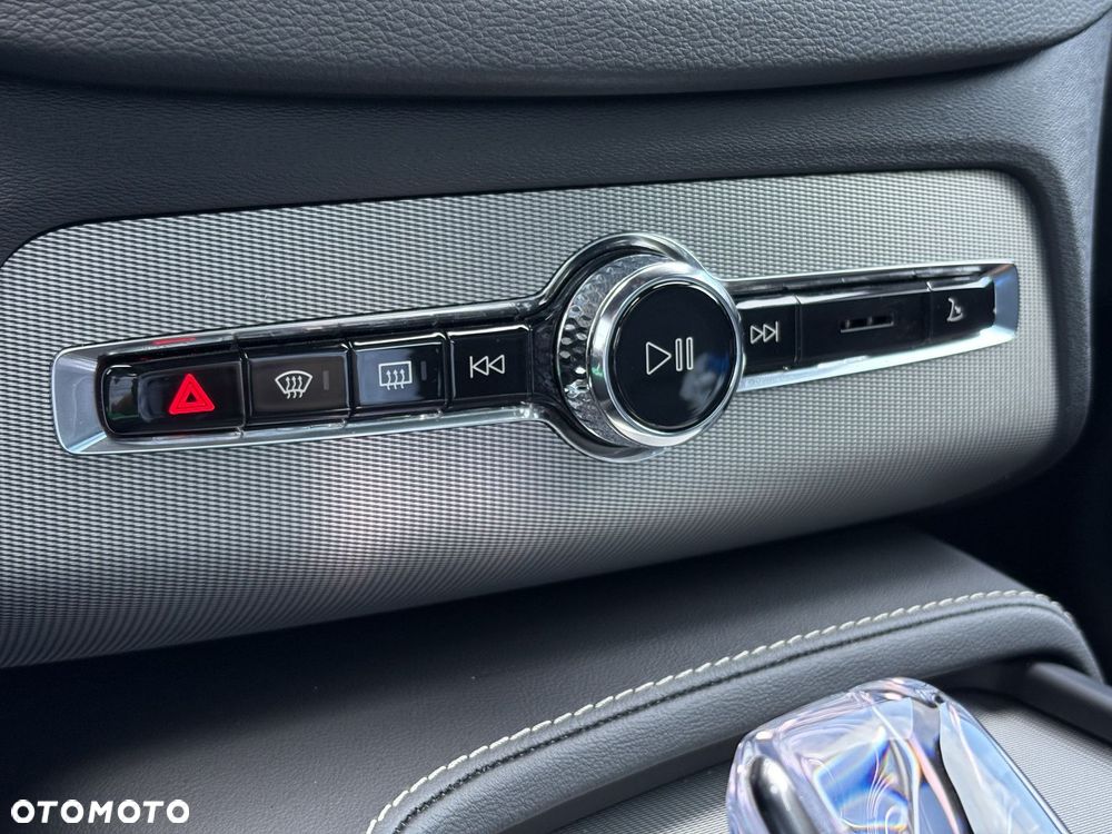 Volvo XC 90 - 16