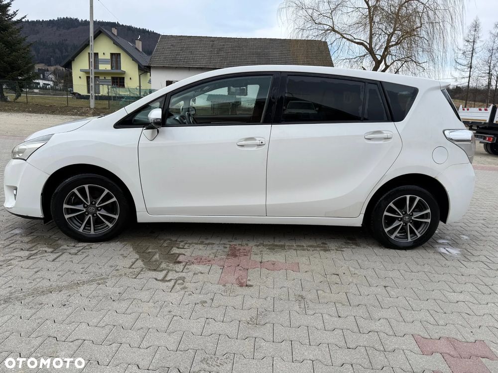 Toyota Verso 1.6 D-4D 5-Sitzer Start/Stop Life - 8