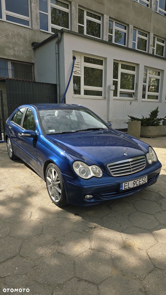 Mercedes-Benz Klasa C 220 CDI Classic - 1