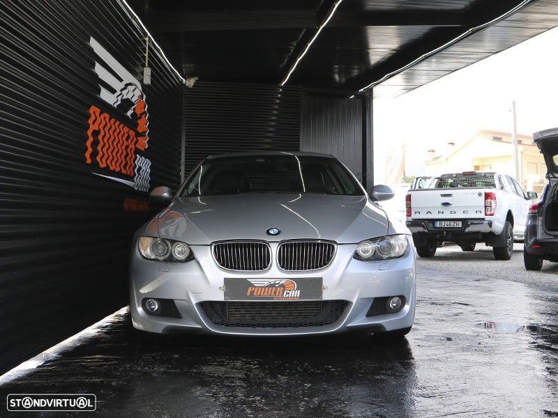 BMW 330 - 3