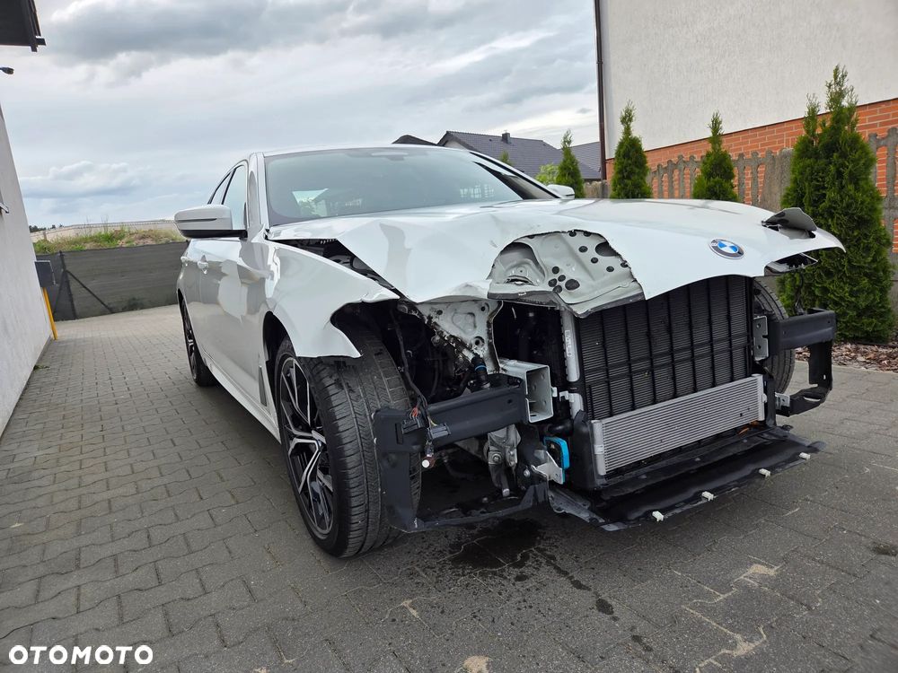 BMW Seria 5 540i xDrive M Sport Edition - 16