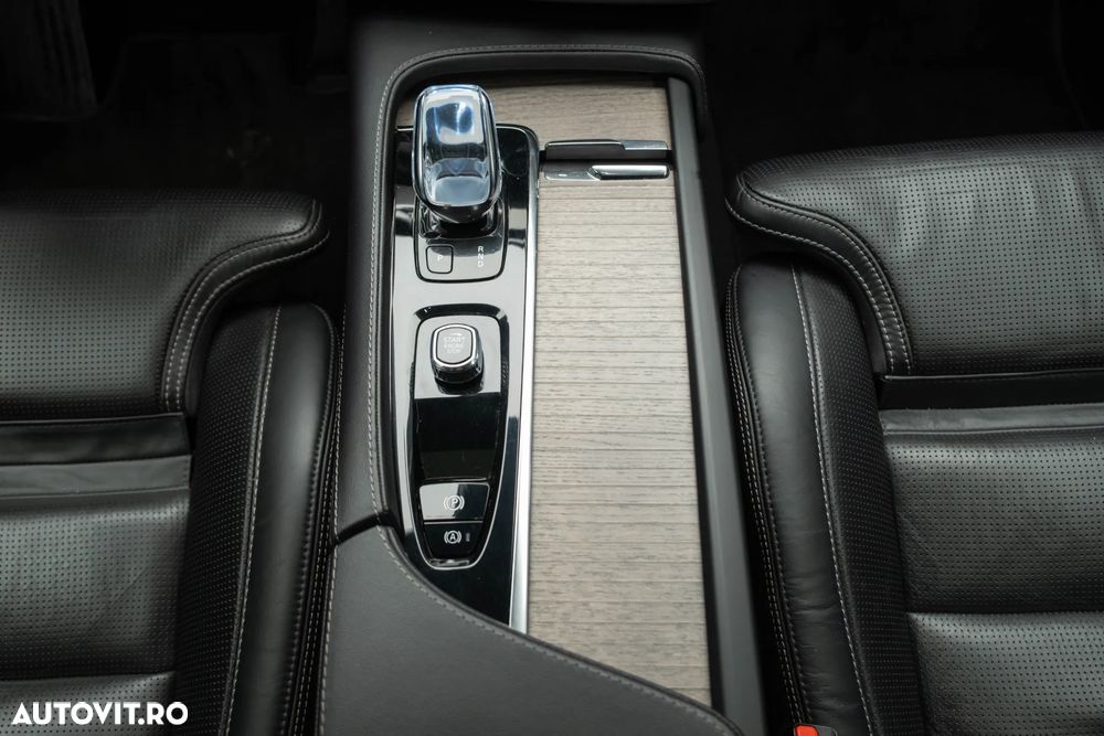 Volvo XC 90 Recharge T8 eAWD Inscription - 35