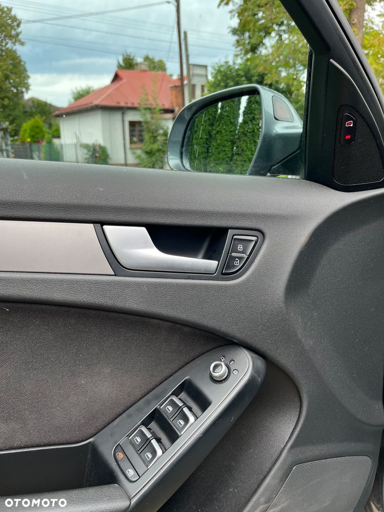 Audi A4 Avant 2.0 TDI Quattro S tronic - 17