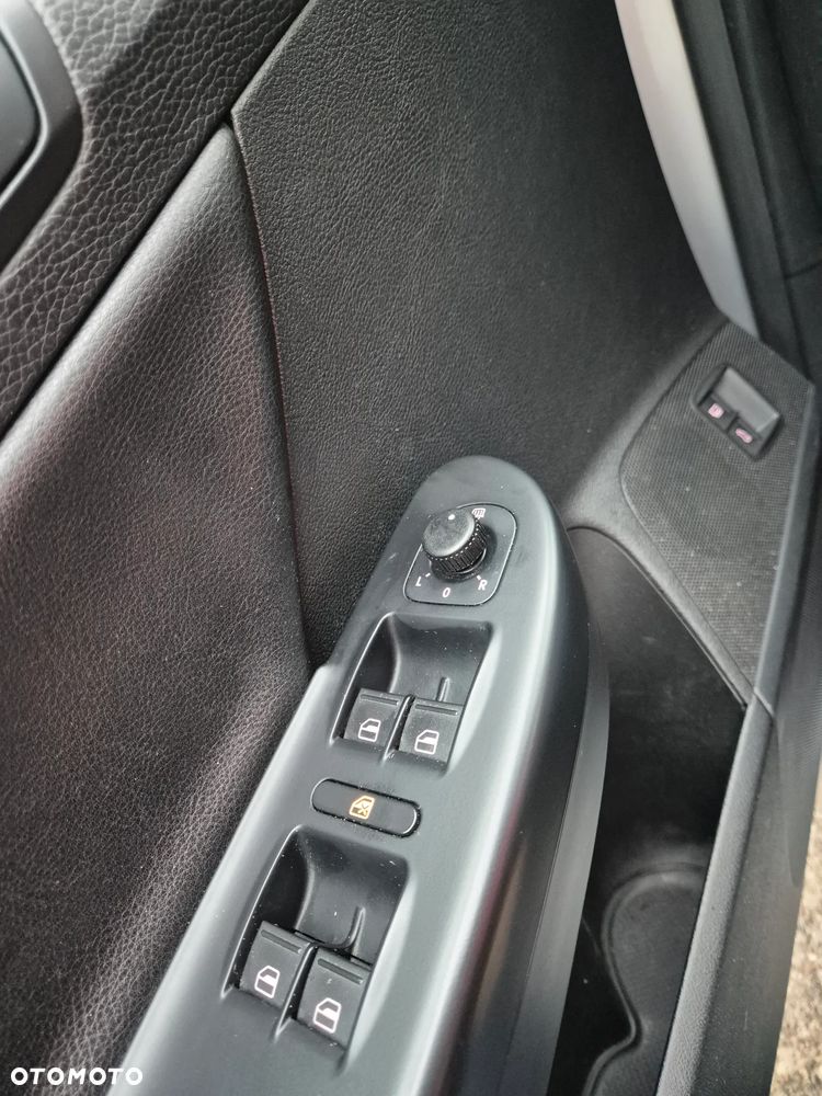 Volkswagen Passat 2.0 Turbo FSI Highline - 13