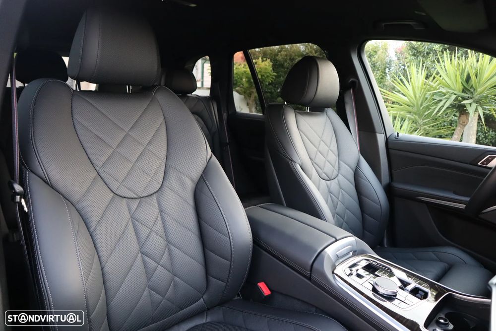 BMW X5 50 e xDrive Edição Desportiva M - 30