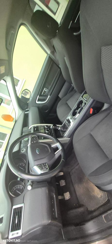 Land Rover Discovery Sport 2.0 l TD4 HSE - 7