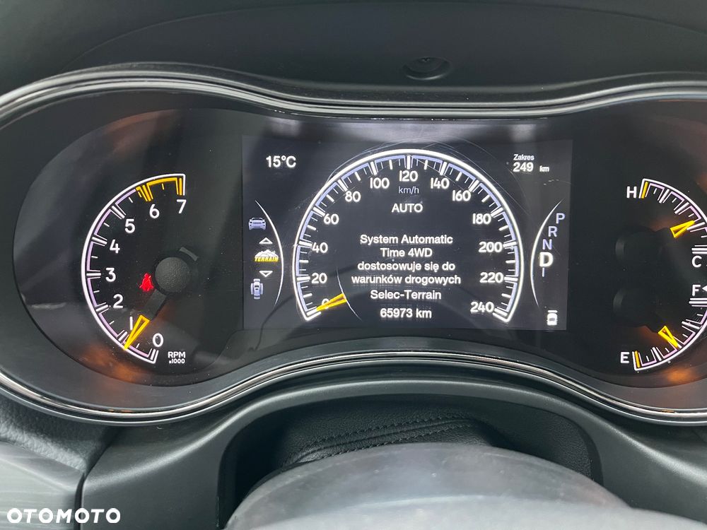 Jeep Grand Cherokee - 13