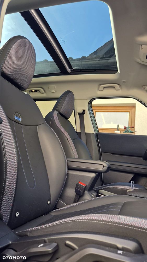 MINI Countryman S ALL4 Favoured Trim - 9
