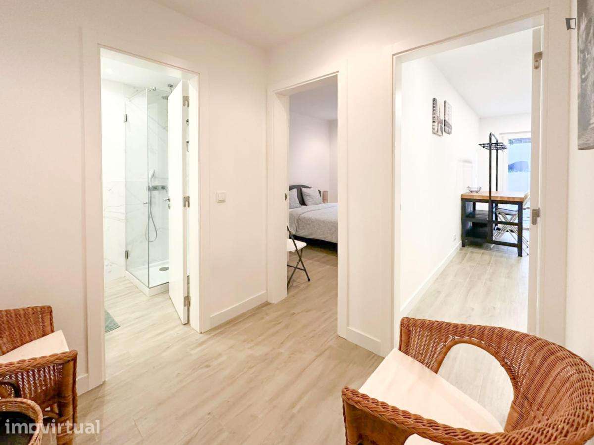 Apartamento com 1 quartos - localizado em Rato Lisbon - Grande imagem: 5/10