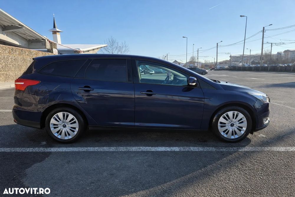 Ford Focus - 4