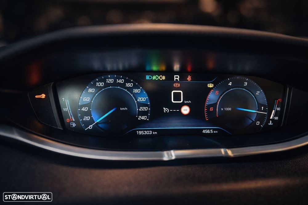 Peugeot 3008 1.6 BlueHDi GT Line EAT6 - 11