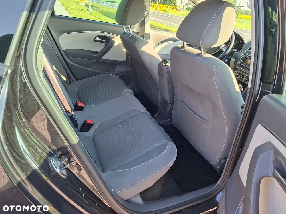 Volkswagen Polo 1.4 TDI (Blue Motion Technology) Comfortline - 10