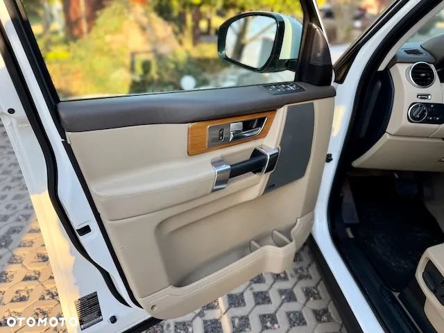 Land Rover Discovery 3.0 V6 SC HSE - 23