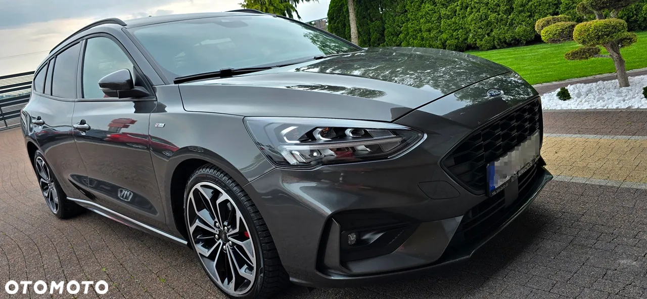 Ford Focus 1.5 EcoBoost ST-Line Business - 2