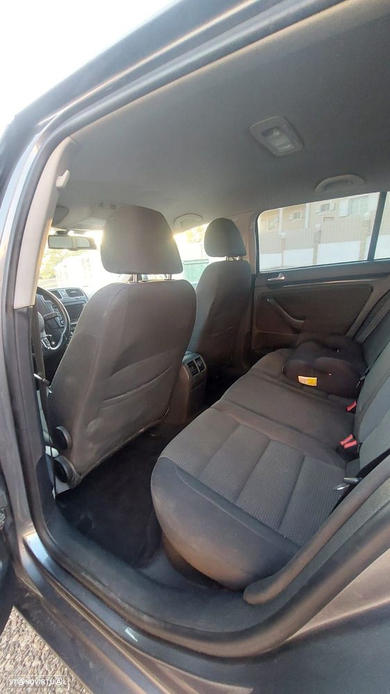 VW Golf Variant - 10