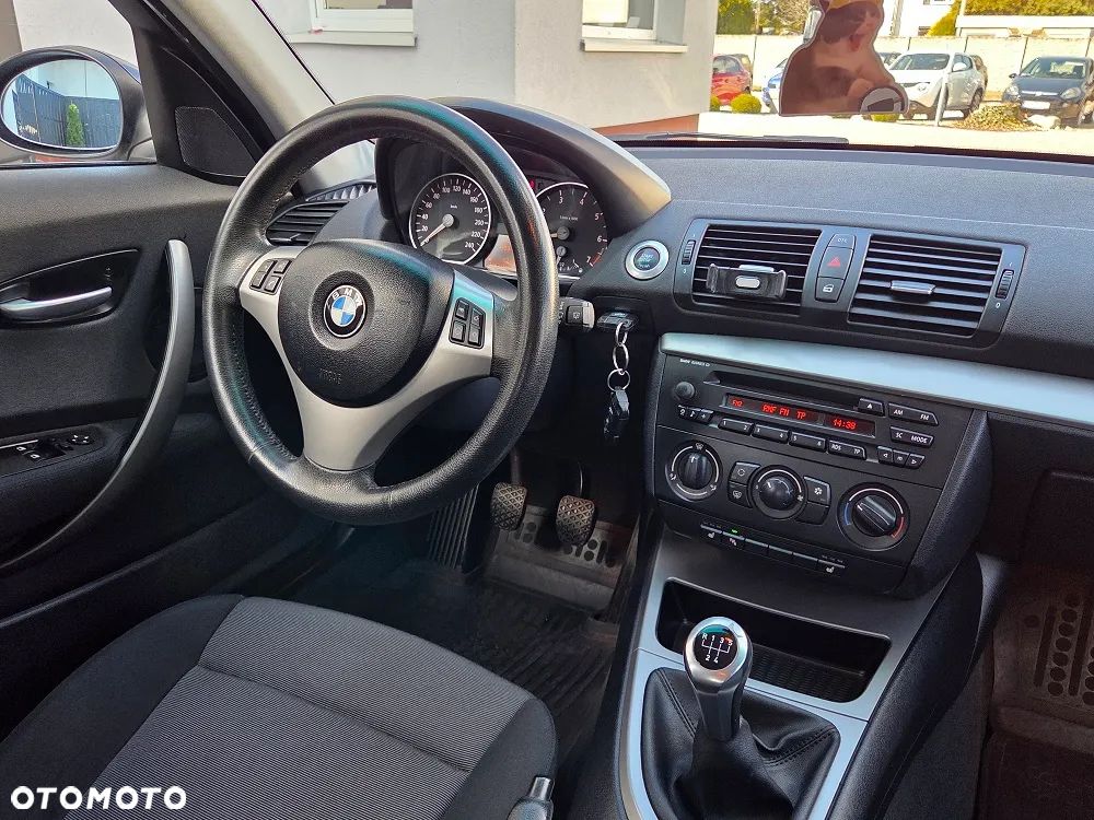 BMW Seria 1 118i - 11