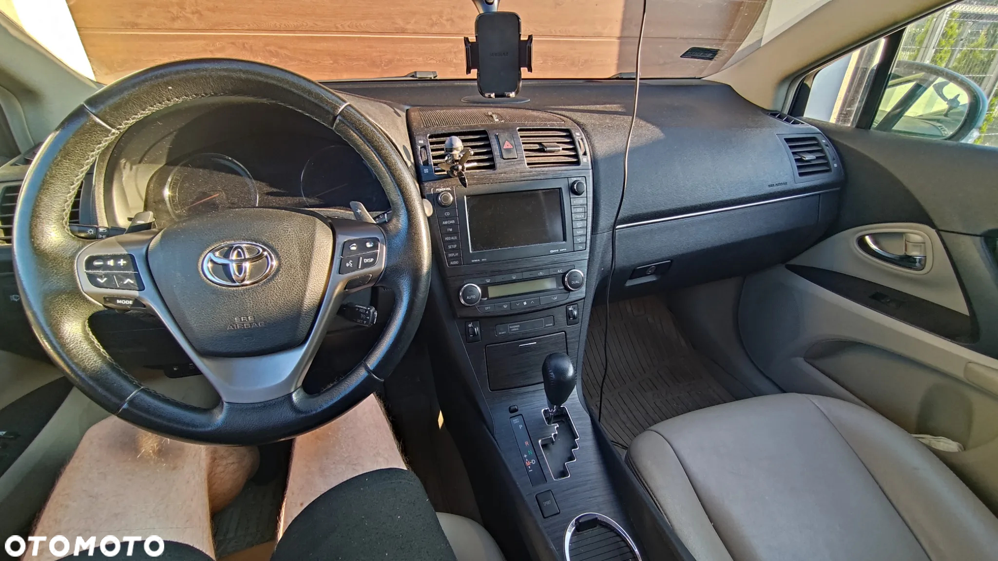 Toyota Avensis 2.0 Prestige EU5 MS - 4