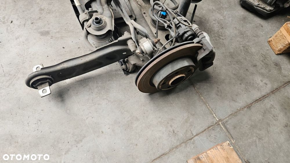 belka zawieszenie oś tył sanki kompletne mercedes a klasa w176 220 cdi - 5