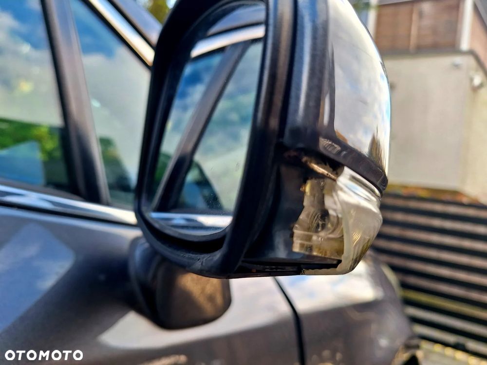 Toyota Avensis 1.6 Luna - 9