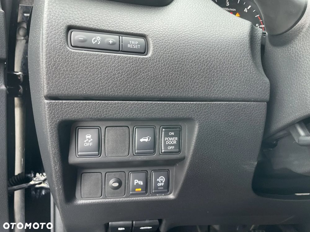 Nissan X-Trail 2.0 dCi Tekna 4WD - 26