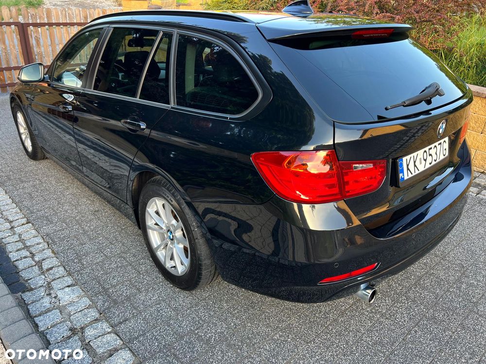 BMW Seria 3 318d - 4
