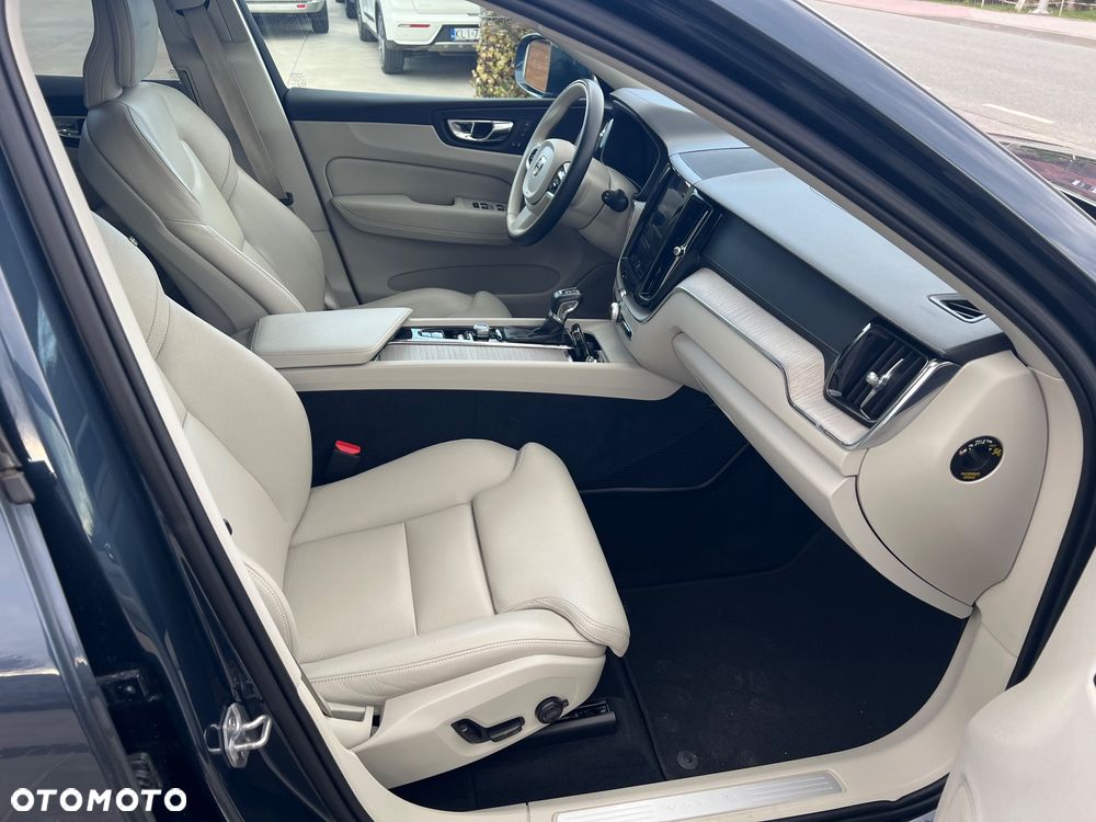 Volvo XC 60 T5 AWD Geartronic Inscription - 34