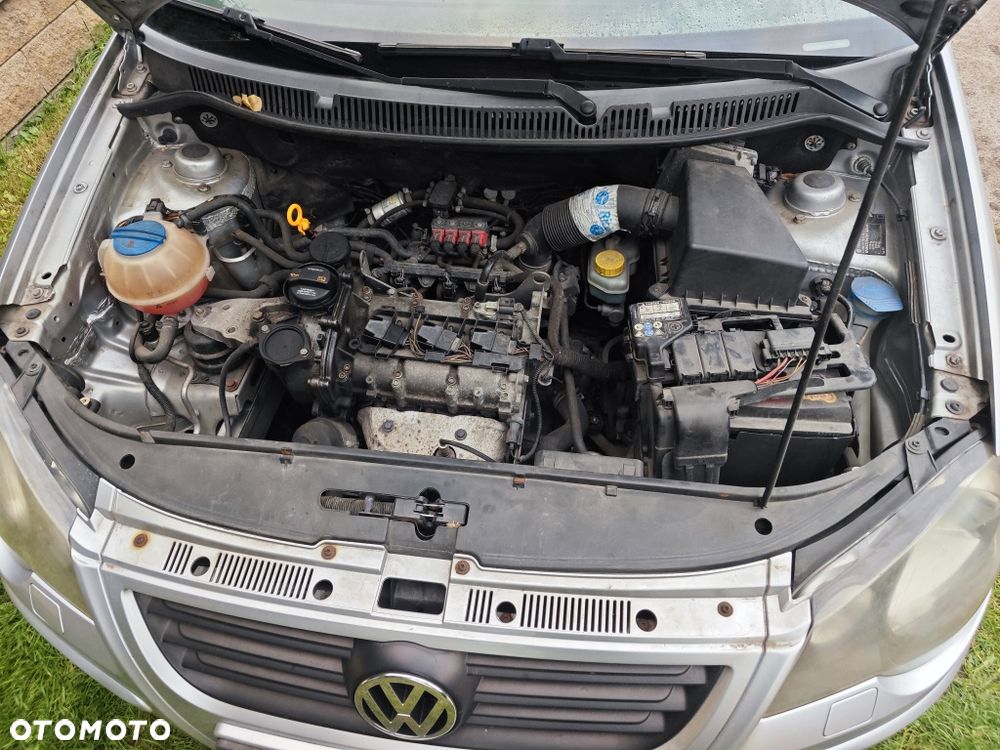 Volkswagen Polo - 4