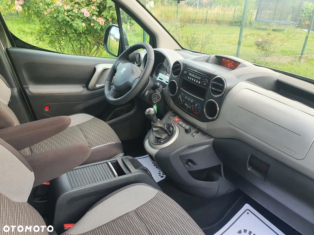 Peugeot Partner 110 Family - 6