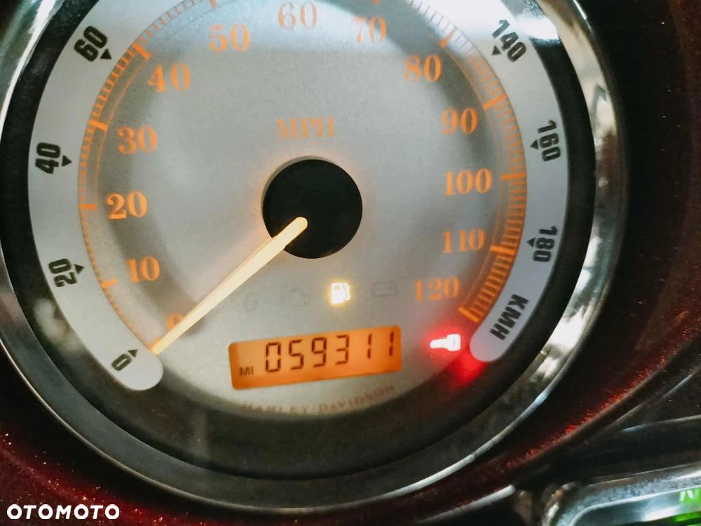 Harley-Davidson Touring Street Glide - 10