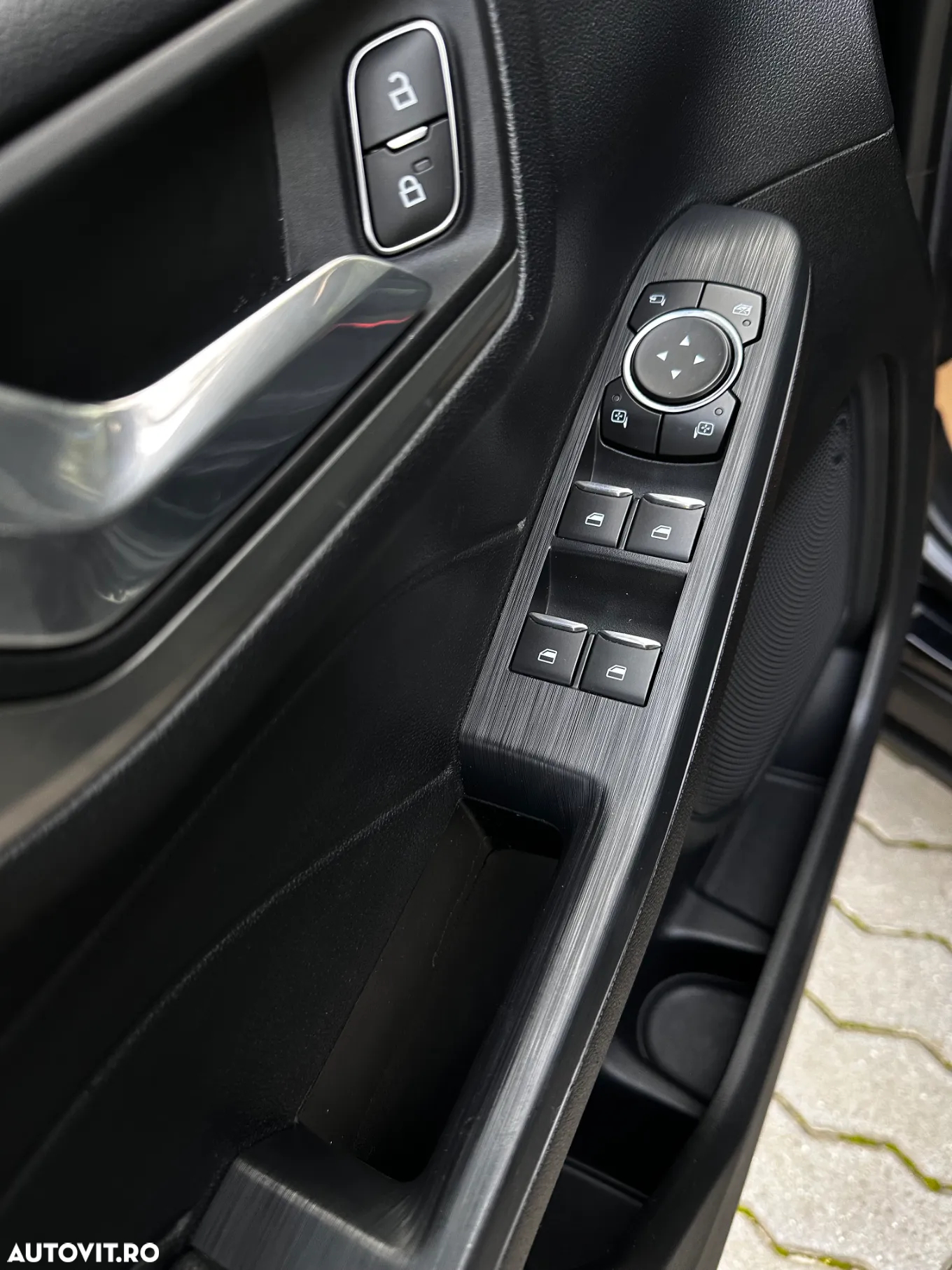 Ford Kuga 2.5 Duratec FHEV FWD Titanium - 21