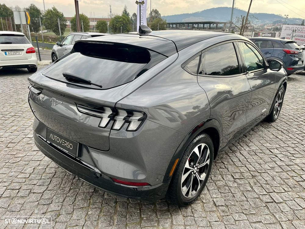 Ford Mustang Mach-E Alargada AWD - 6