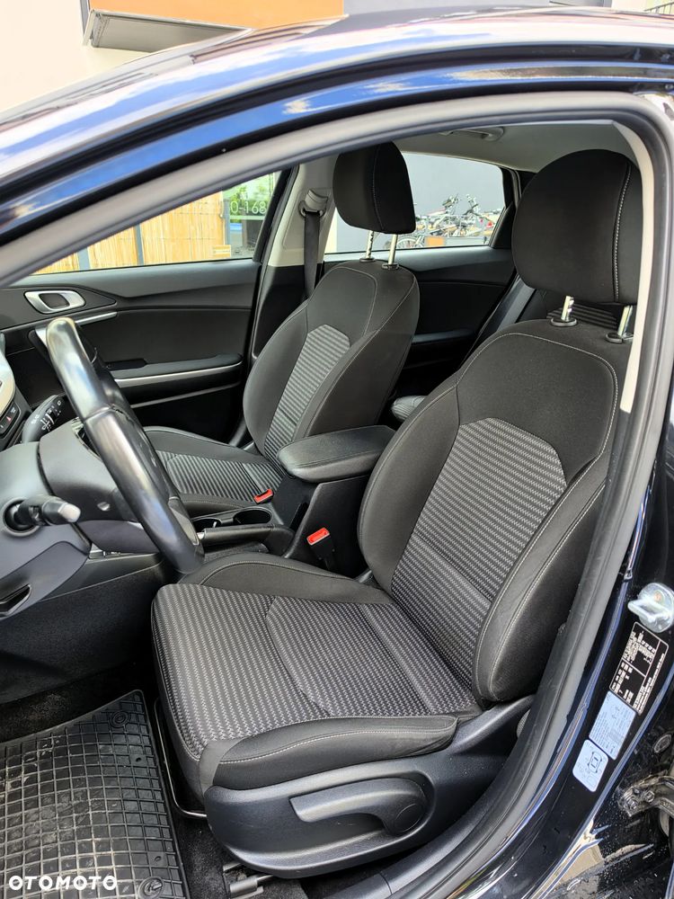 Kia Ceed 1.5 T-GDI M - 14