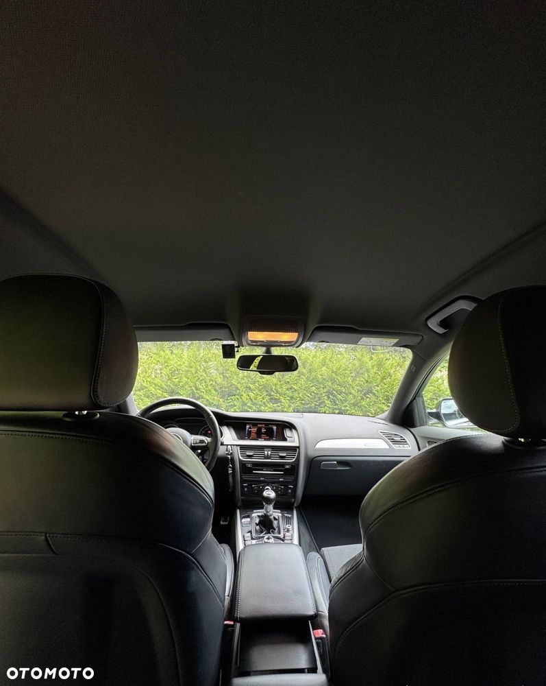 Audi A4 Avant 2.0 TDI DPF clean diesel quattro S line Sportpaket - 25