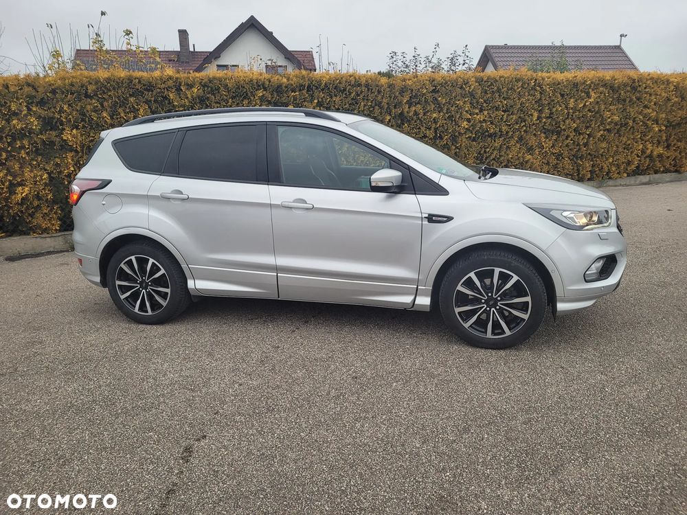Ford Kuga - 9