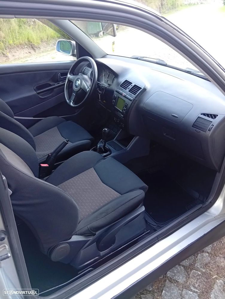 SEAT Ibiza 1.9 TDi Signo - 9