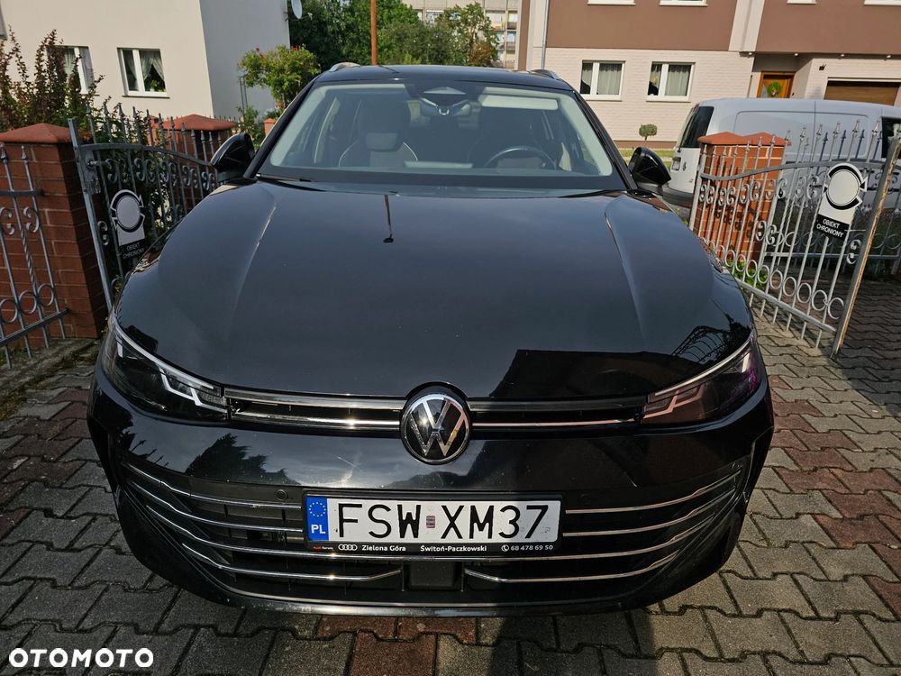 Volkswagen Passat - 2