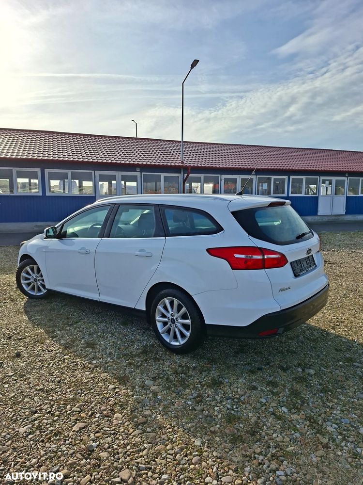Ford Focus 1.5 TDCi DPF Start-Stopp-System Titanium - 2