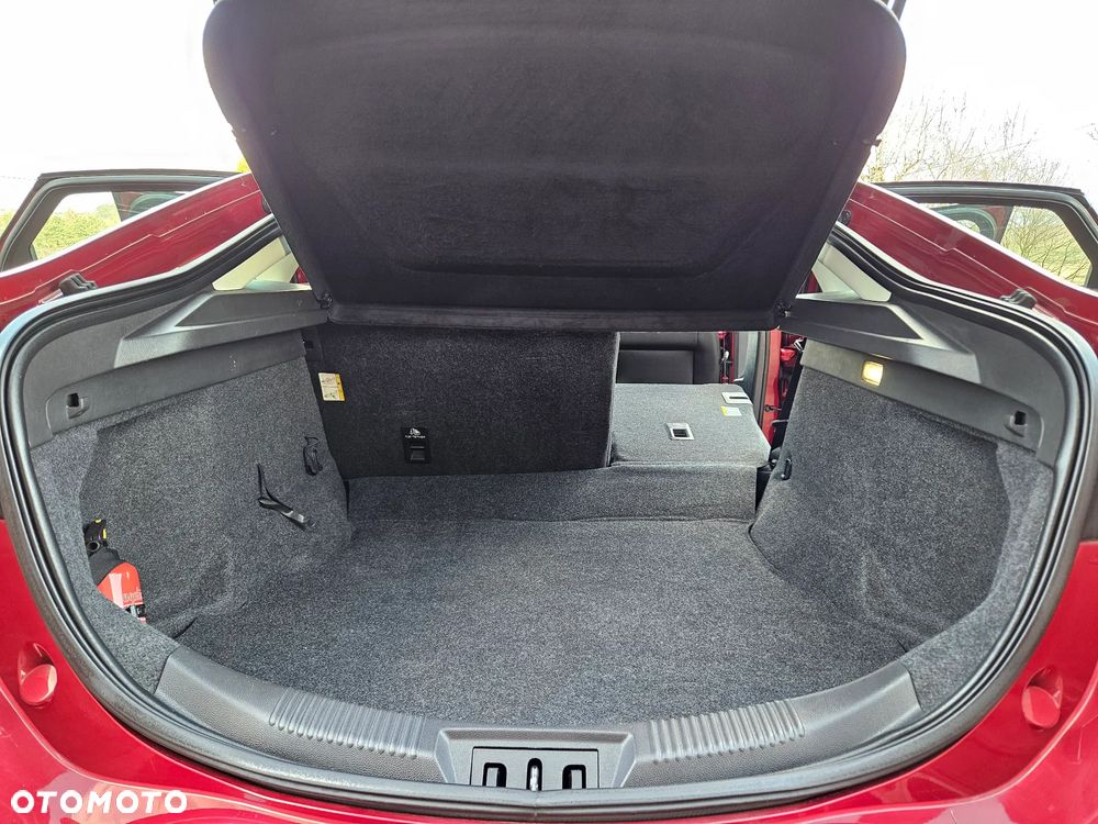 Ford Mondeo 1.5 EcoBoost Ambiente Plus - 25