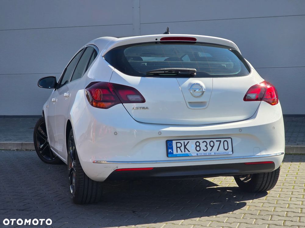 Opel Astra 1.4 Turbo Color Edition - 3