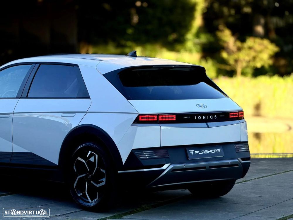 Hyundai Ioniq 5 - 5