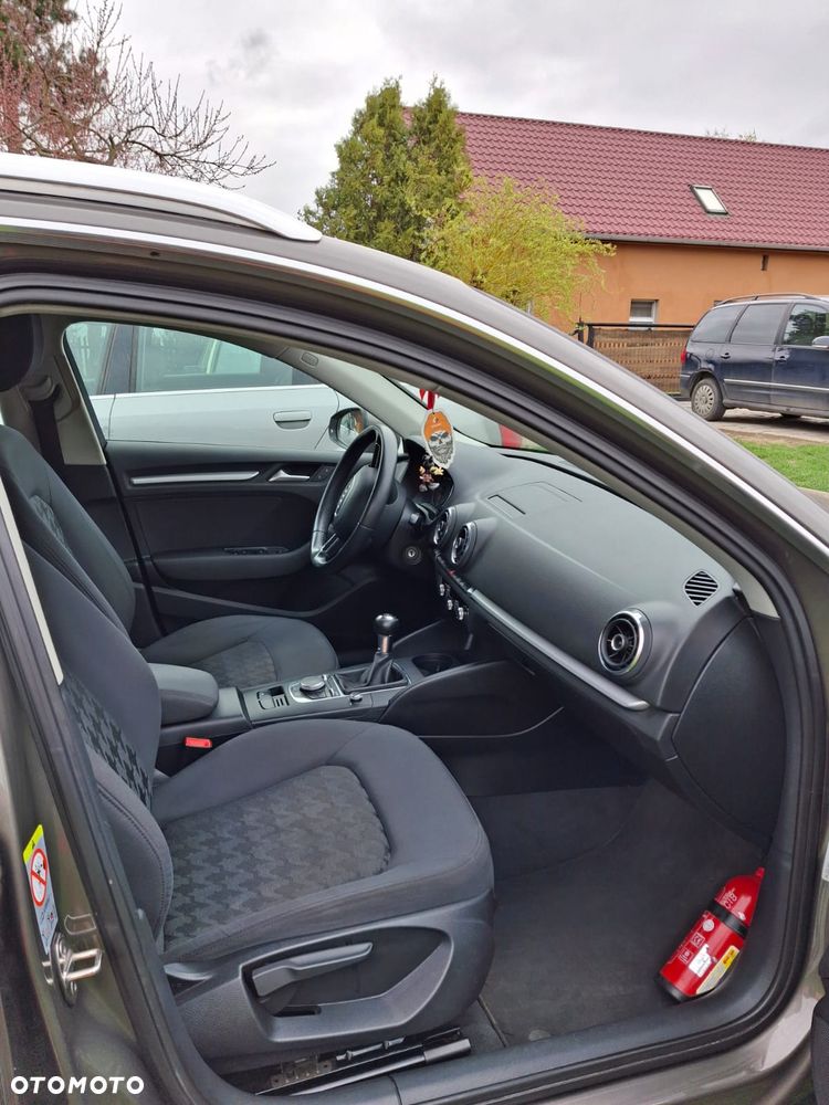 Audi A3 Sportback 1.6 TDI Ambition - 6