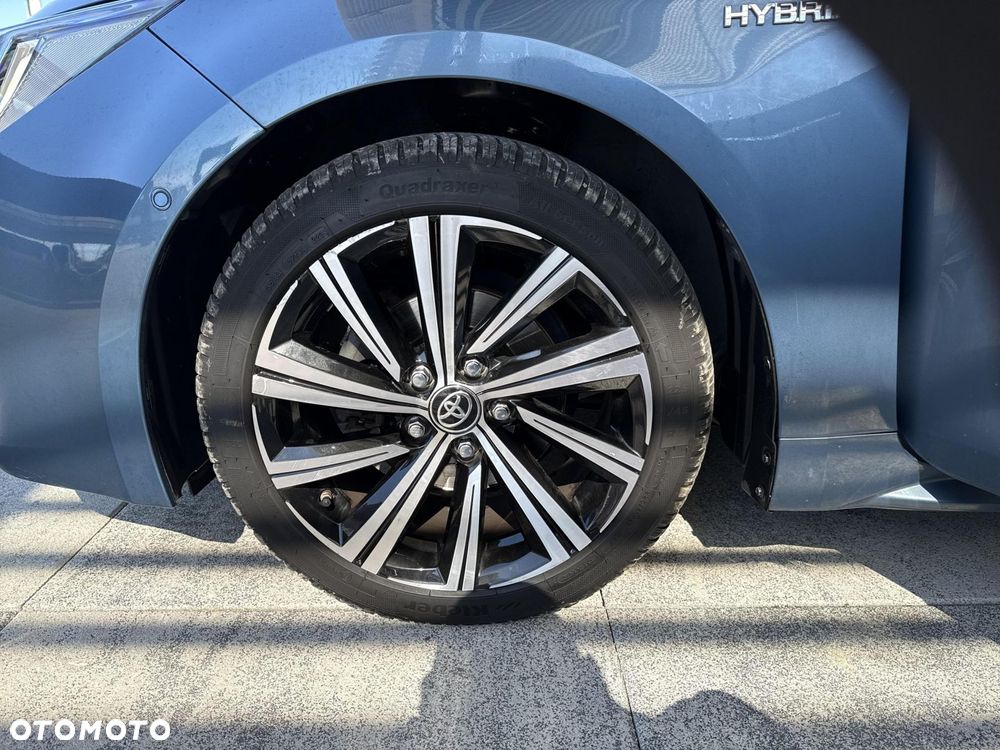 Toyota Corolla 1.8 Hybrid Comfort - 19